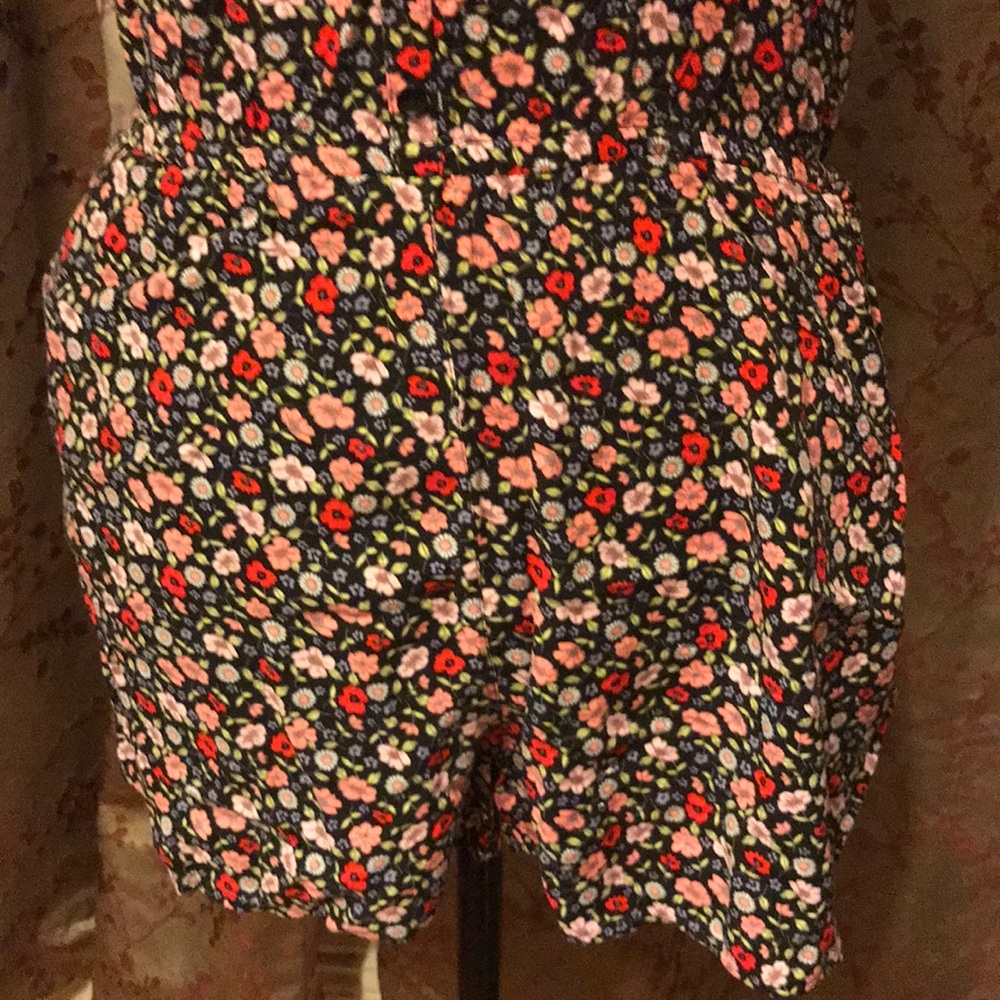 H&M Floral Romper - Picture 3 of 5